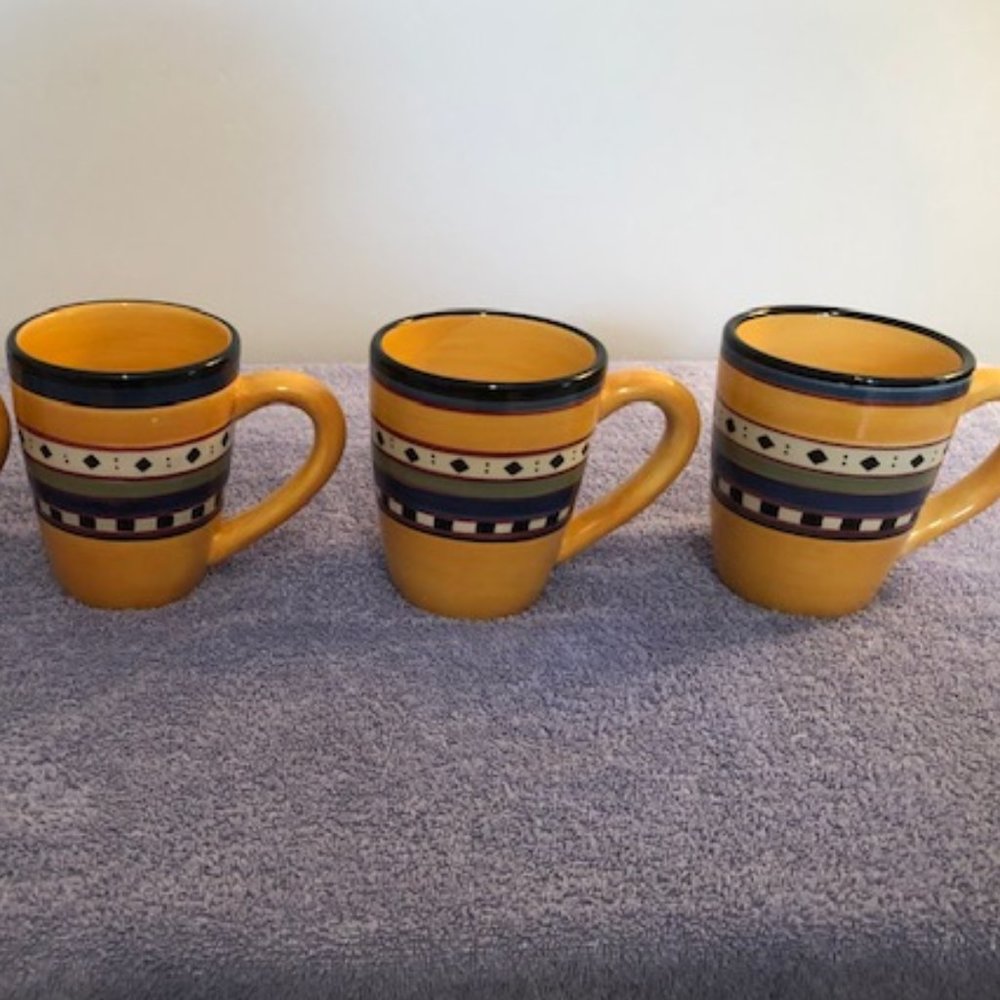 4 Tabletops Gallery Argentina Mugs